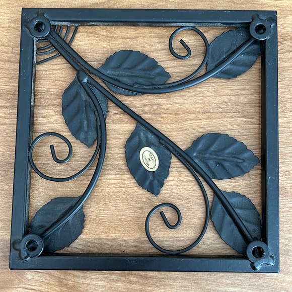 Set of 3 Trivets/Wall Hangings Black Wrought Iron matches to Longaberger items - Picture 5 of 5